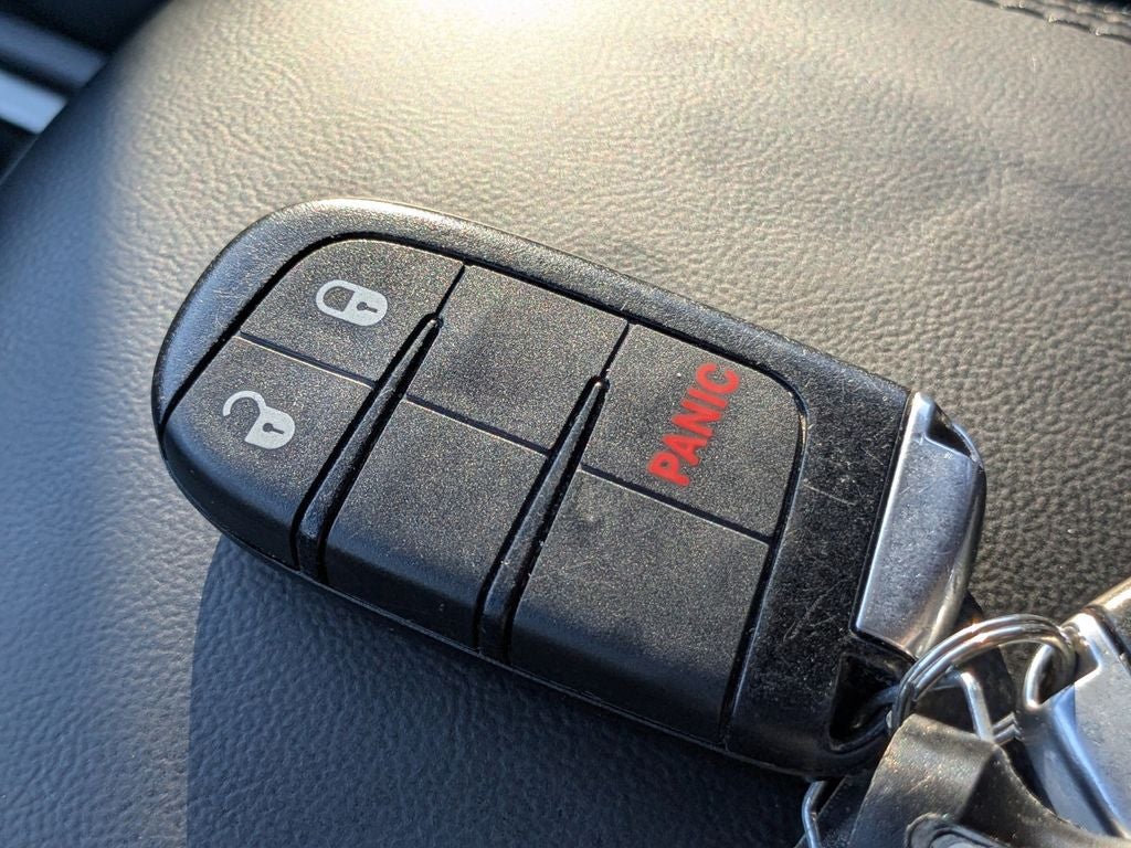 2020 Jeep Grand Cherokee Laredo E