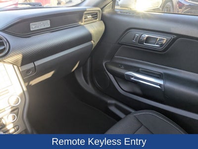 2016 Ford Mustang V6