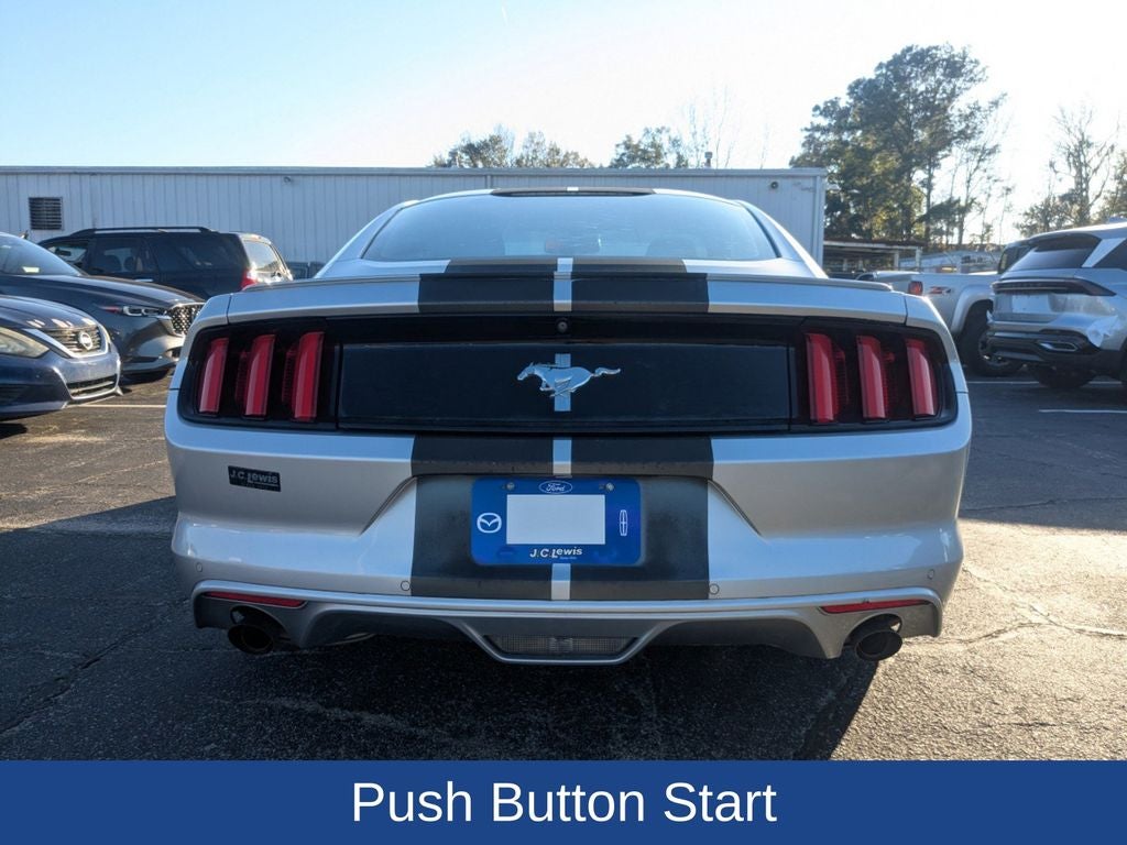 2016 Ford Mustang V6