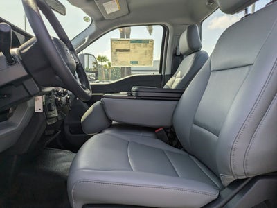 2025 Ford F-600SD XL