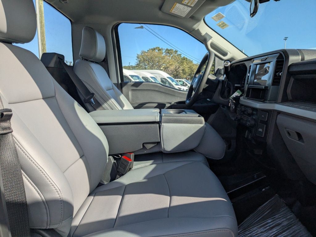 2025 Ford F-550SD XL DRW