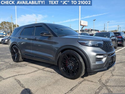 2022 Ford Explorer ST