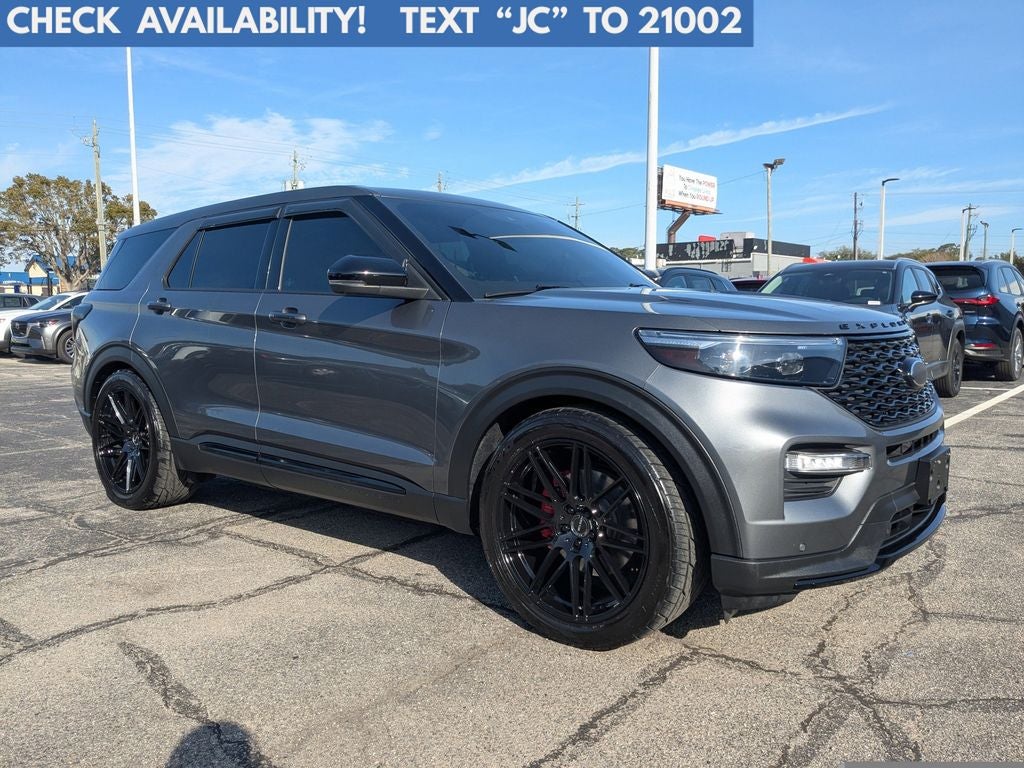 2022 Ford Explorer ST