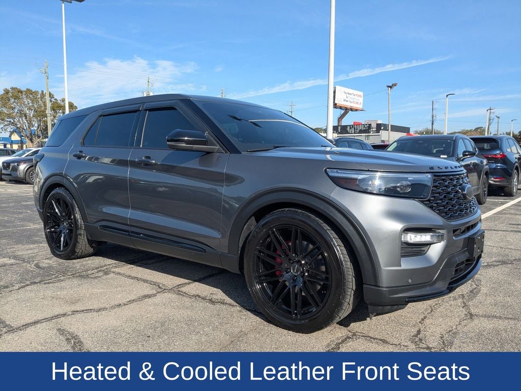 2022 Ford Explorer ST