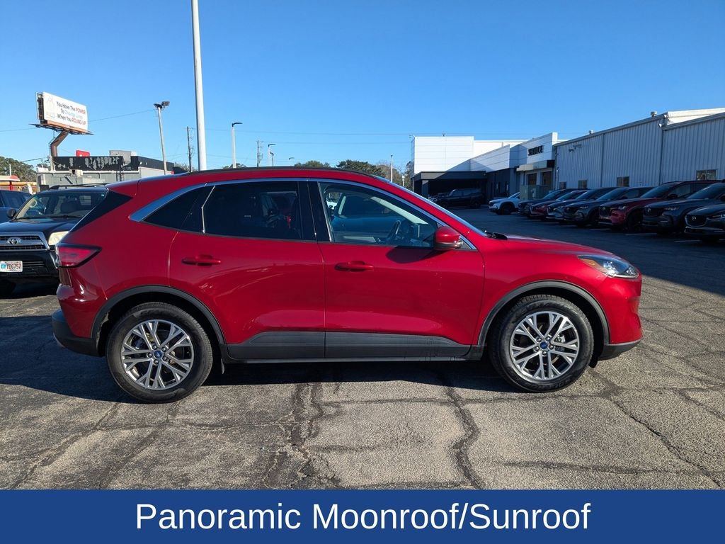 2022 Ford Escape SEL