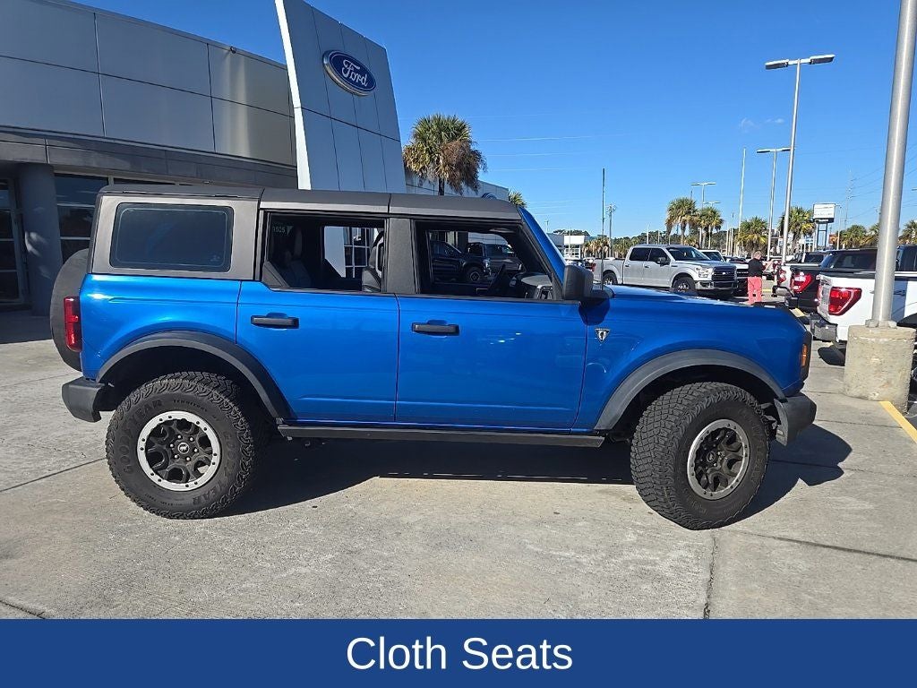 2023 Ford Bronco Base