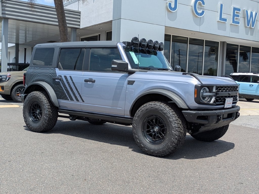 2025 Ford Bronco Badlands RTR