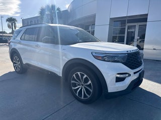 2024 Ford Explorer ST-Line
