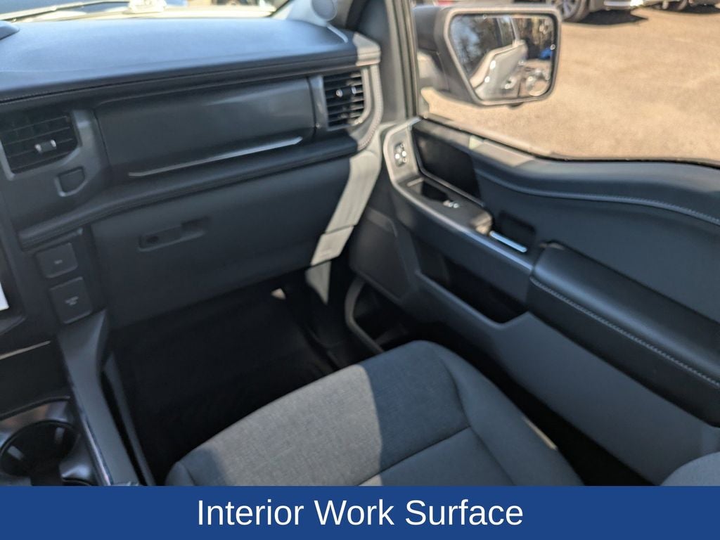 2024 Ford F-150 Lightning Flash