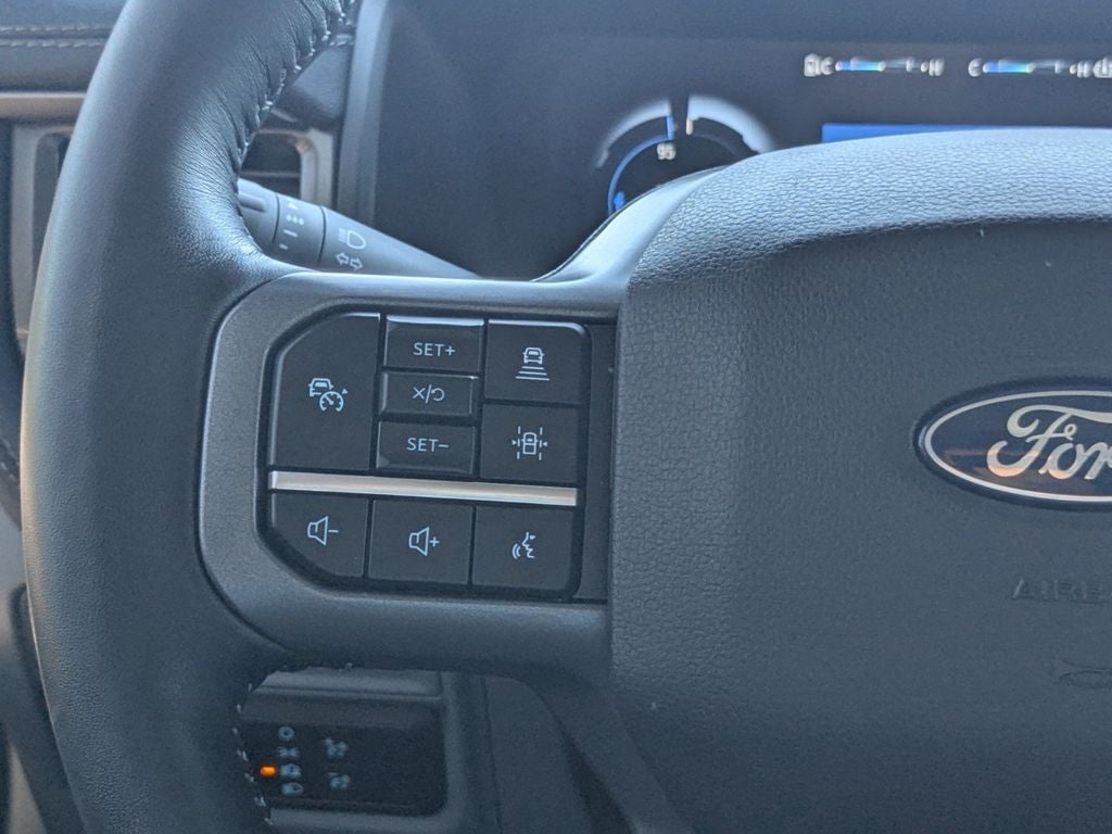 2024 Ford F-150 Lightning Flash