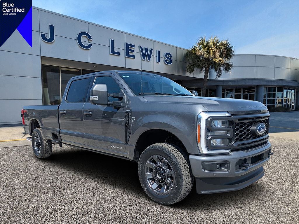 2023 Ford F-350SD Lariat