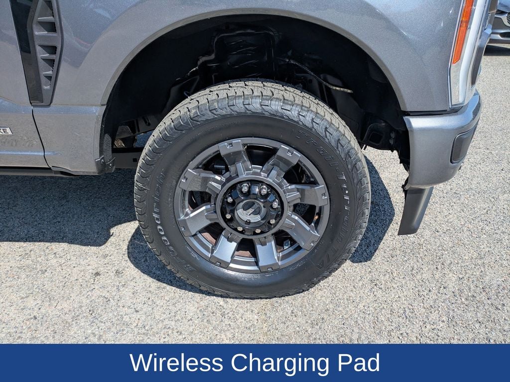 2023 Ford F-350SD Lariat