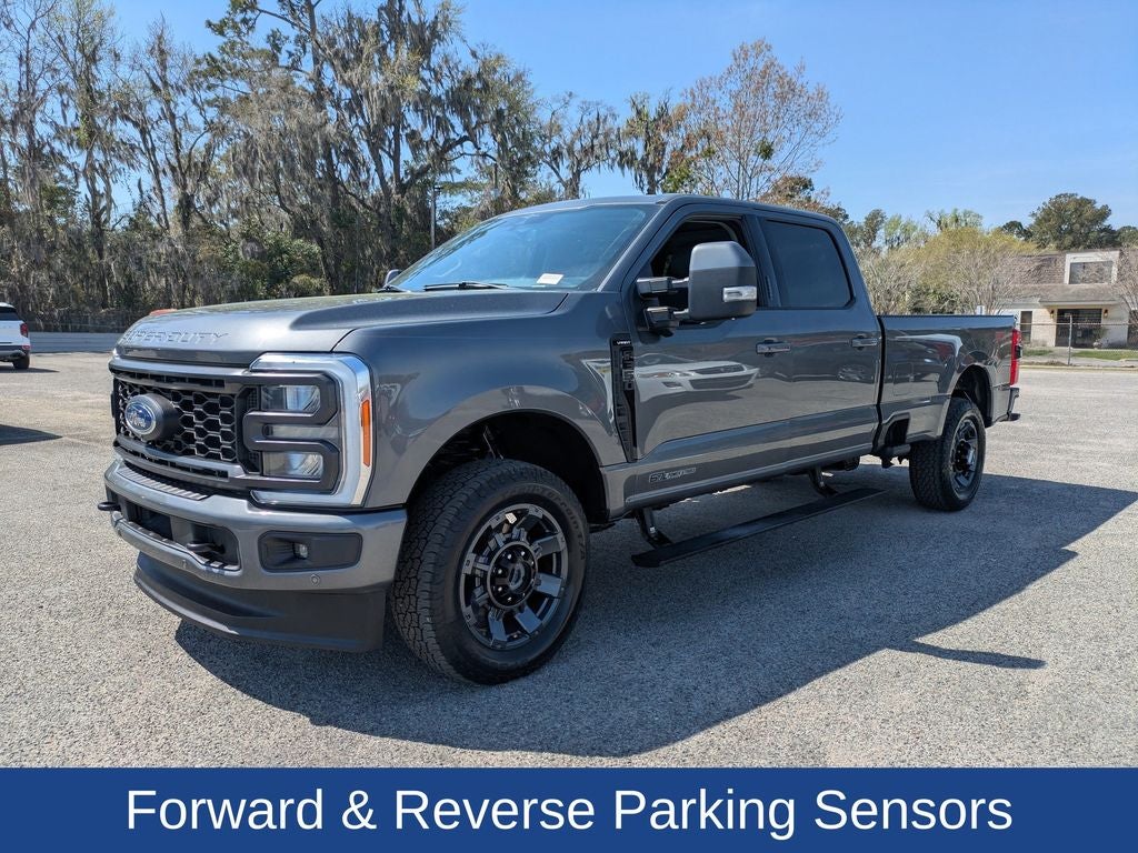 2023 Ford F-350SD Lariat