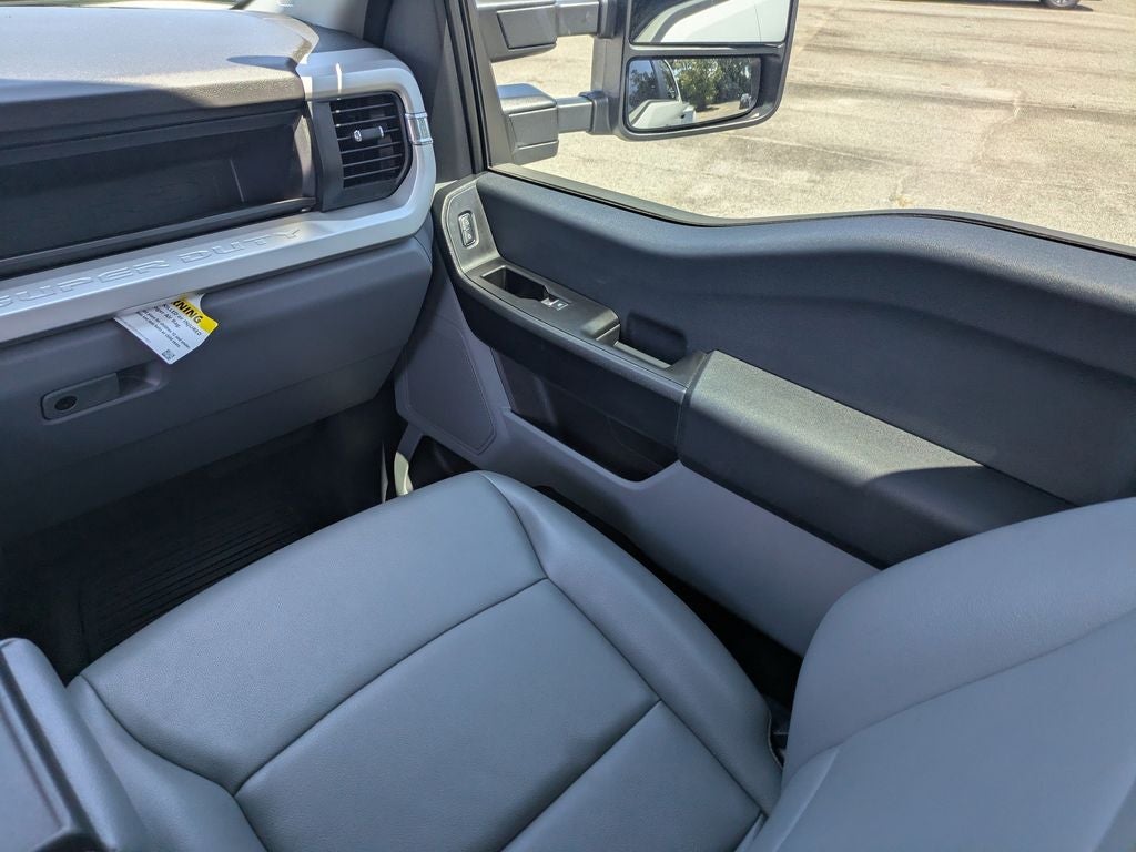 2025 Ford F-350SD XL