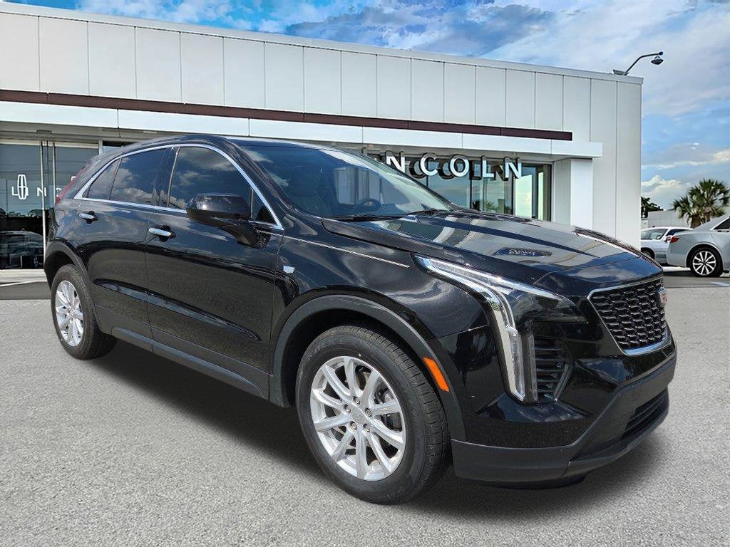 2023 Cadillac XT4 Luxury