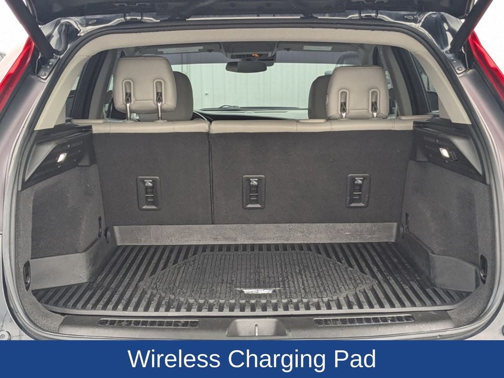 2021 Cadillac XT4 Premium Luxury