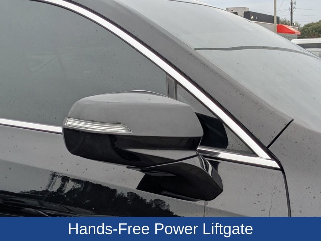 2021 Cadillac XT4 Premium Luxury