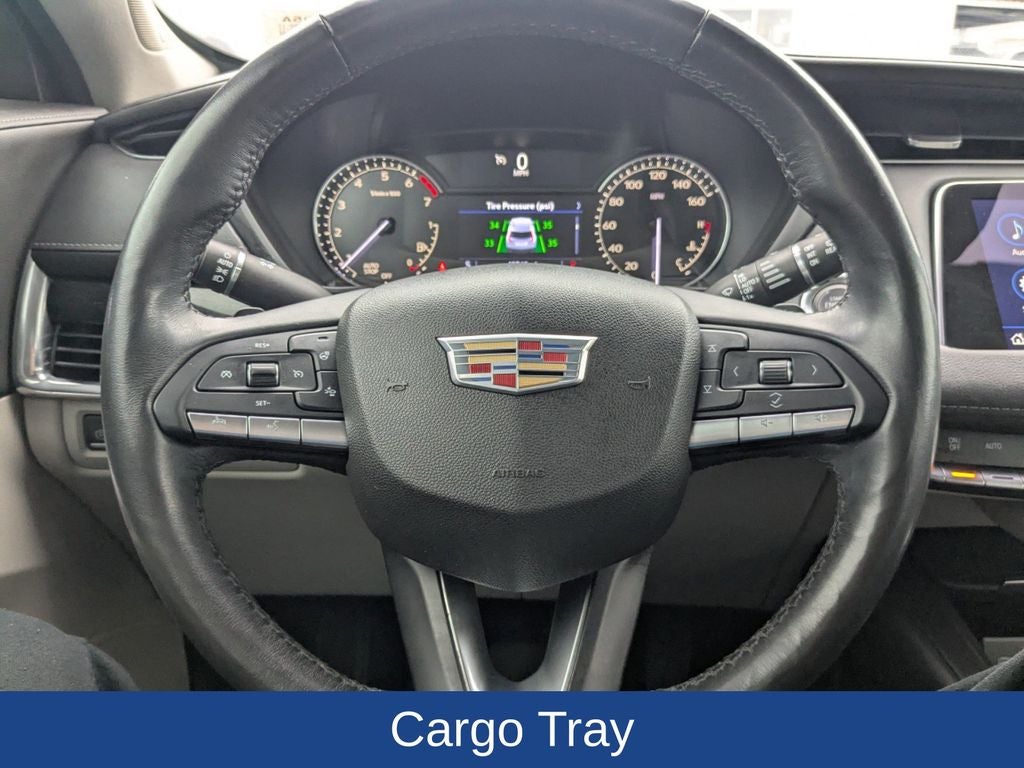 2021 Cadillac XT4 Premium Luxury