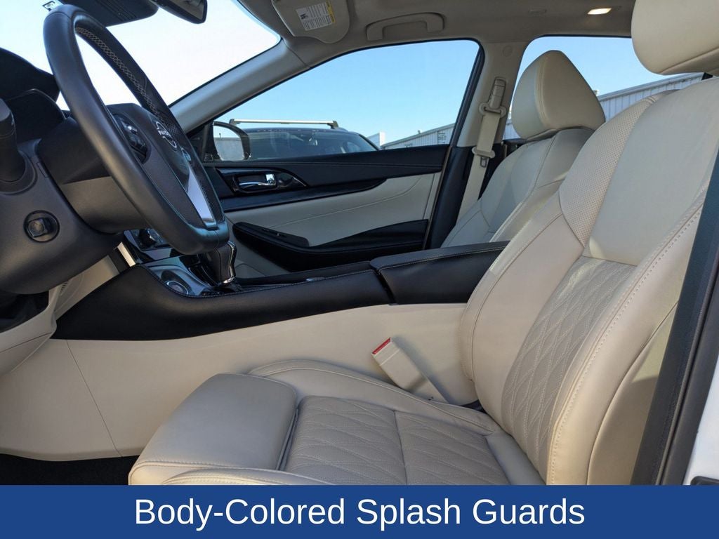 2023 Nissan Maxima Platinum