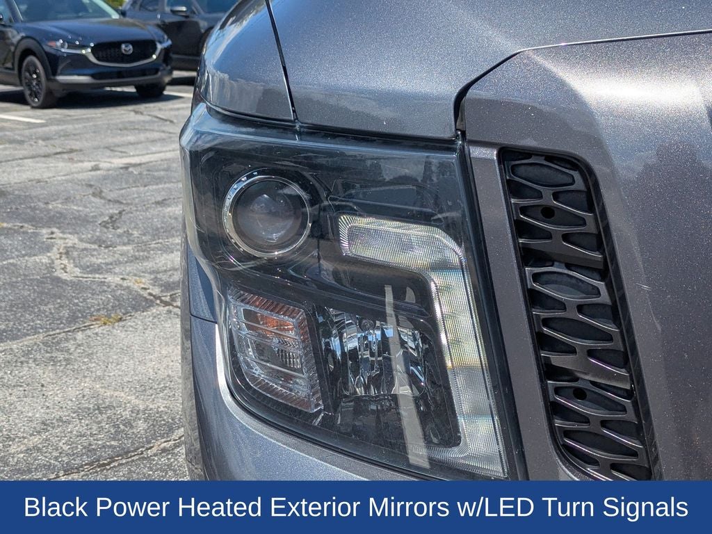 2019 Nissan Titan SV Midnight Edition