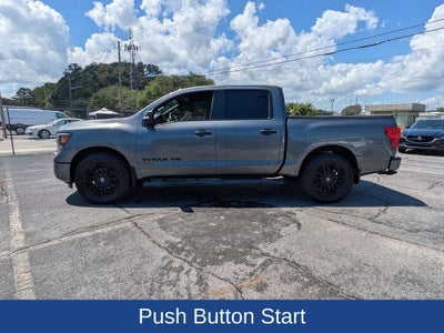 2019 Nissan Titan SV Midnight Edition
