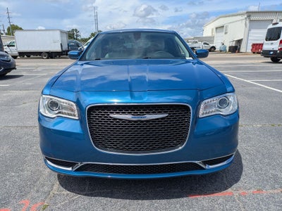 2022 Chrysler 300 Touring