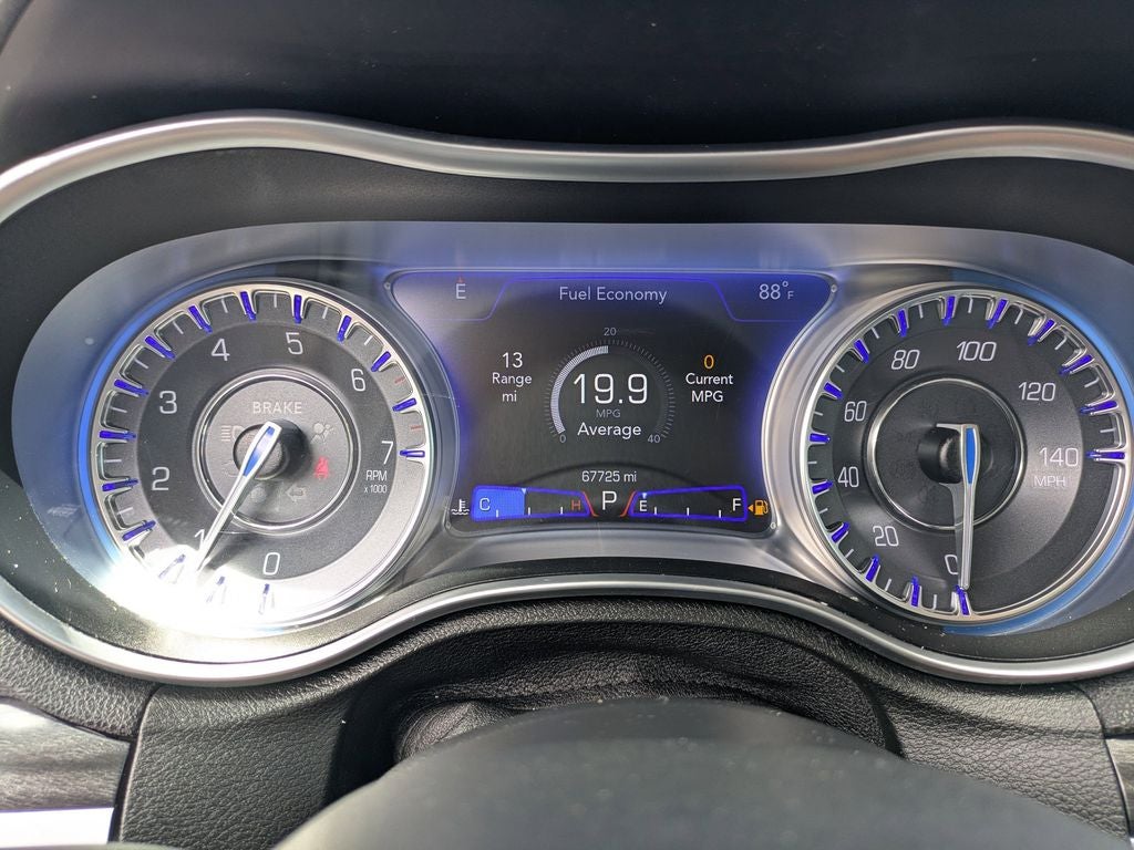 2022 Chrysler 300 Touring