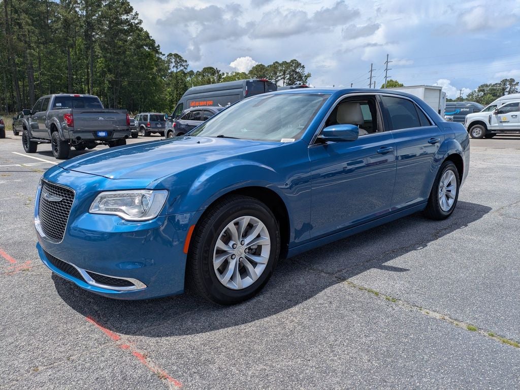 2022 Chrysler 300 Touring