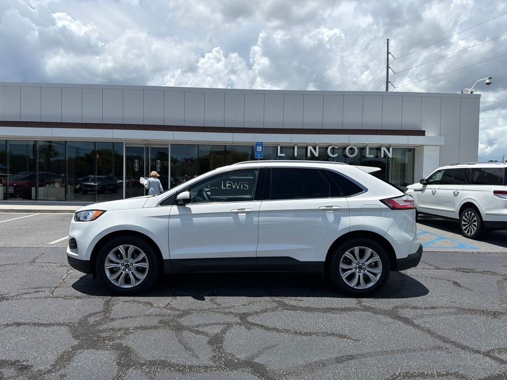 2020 Ford Edge Titanium