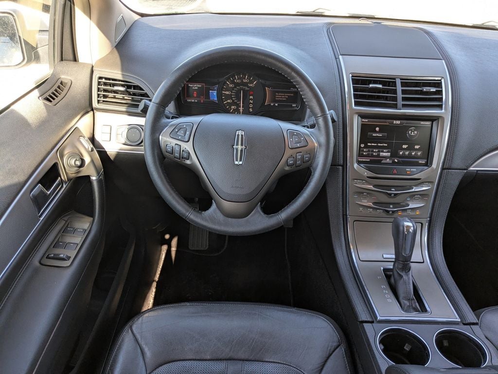 2015 Lincoln MKX Base