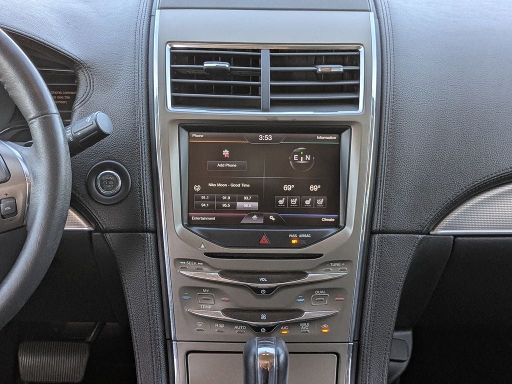 2015 Lincoln MKX Base