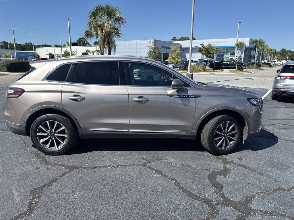 2021 Lincoln Nautilus Standard