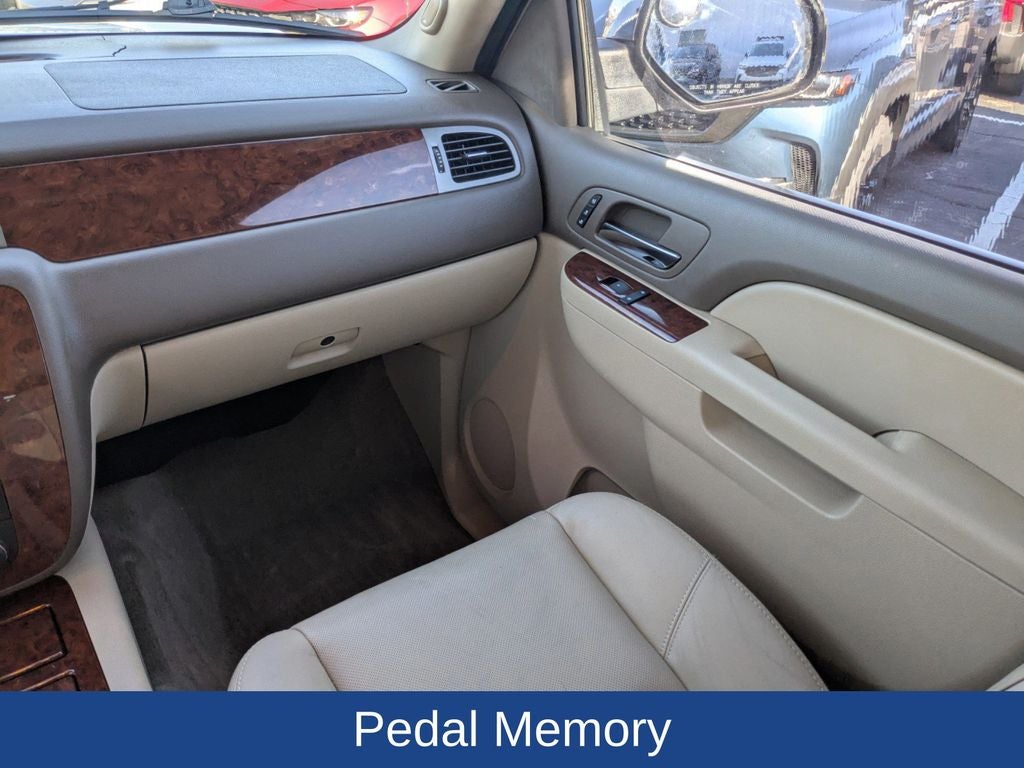 2013 Chevrolet Avalanche 1500 LTZ