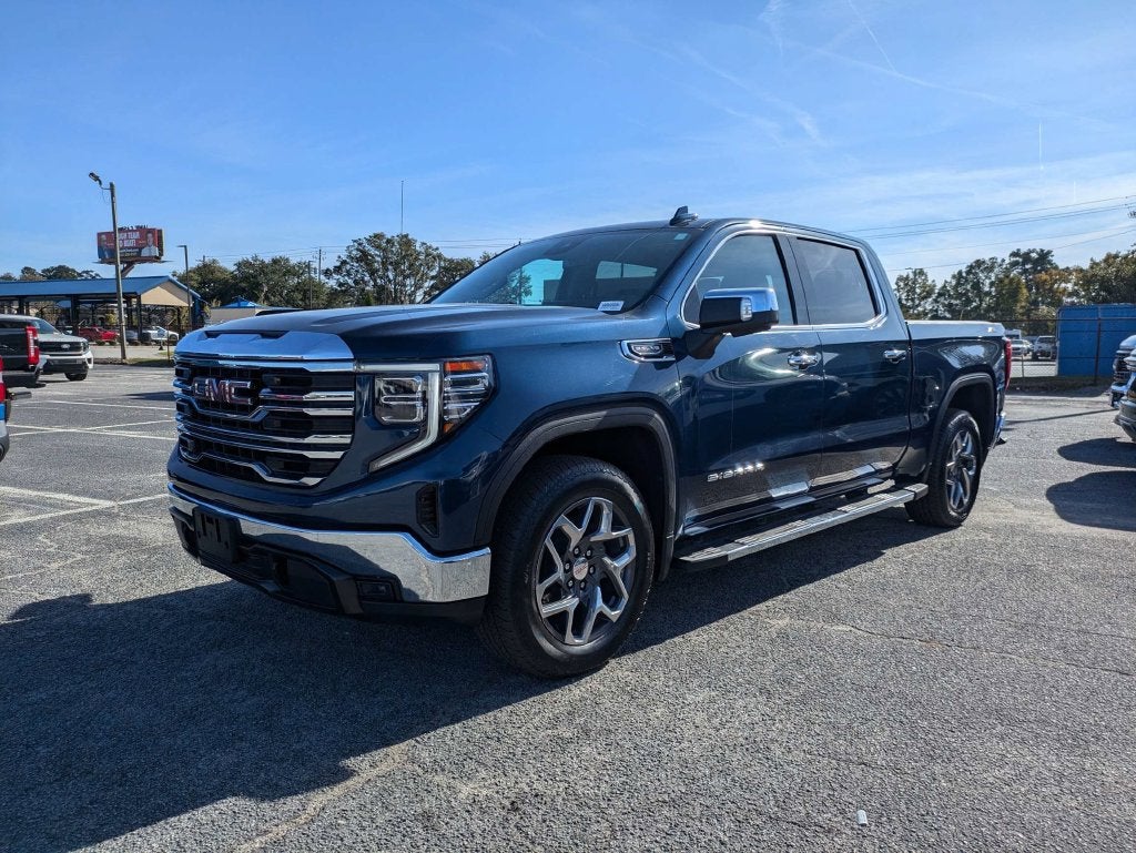 2023 GMC Sierra 1500 SLT