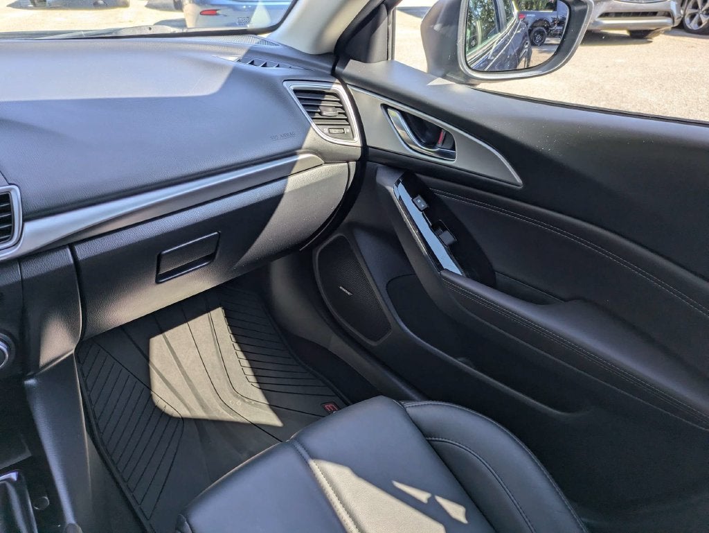 2018 Mazda Mazda3 Touring