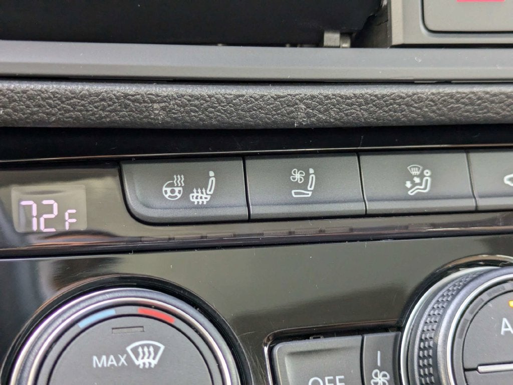 2020 Volkswagen Jetta SEL Premium
