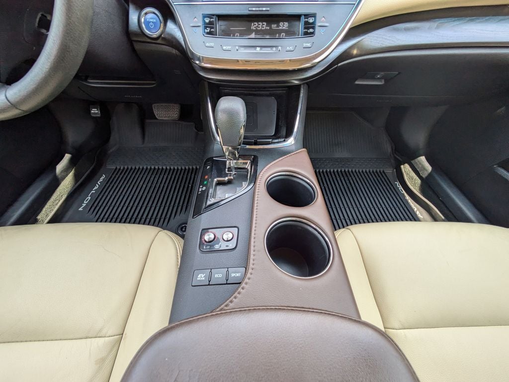 2018 Toyota Avalon Hybrid XLE Premium