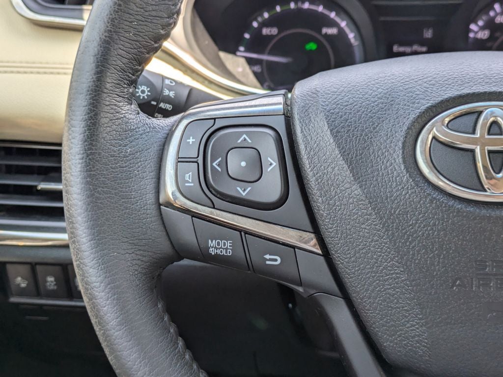 2018 Toyota Avalon Hybrid XLE Premium