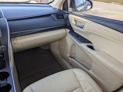 2016 Toyota Camry XLE