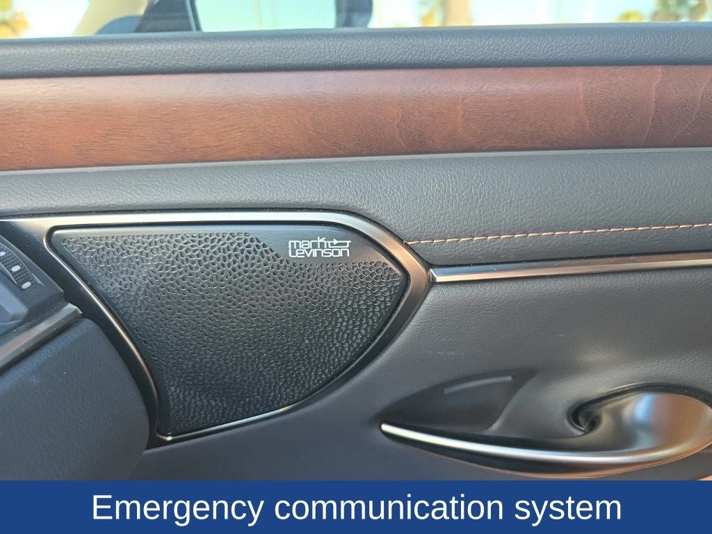 2022 Lexus ES 300h Luxury