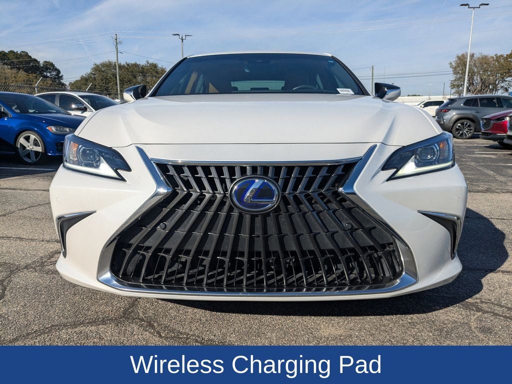 2022 Lexus ES 300h