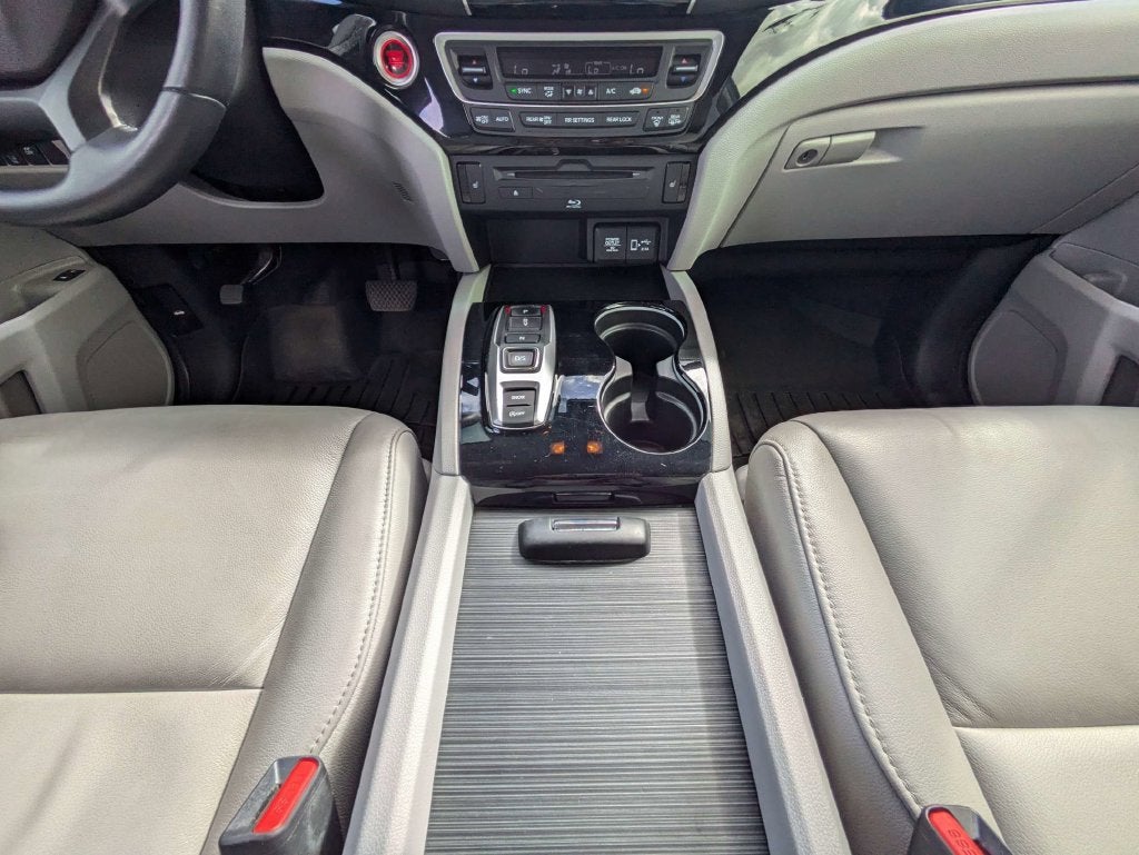 2021 Honda Pilot Touring 7 Passenger