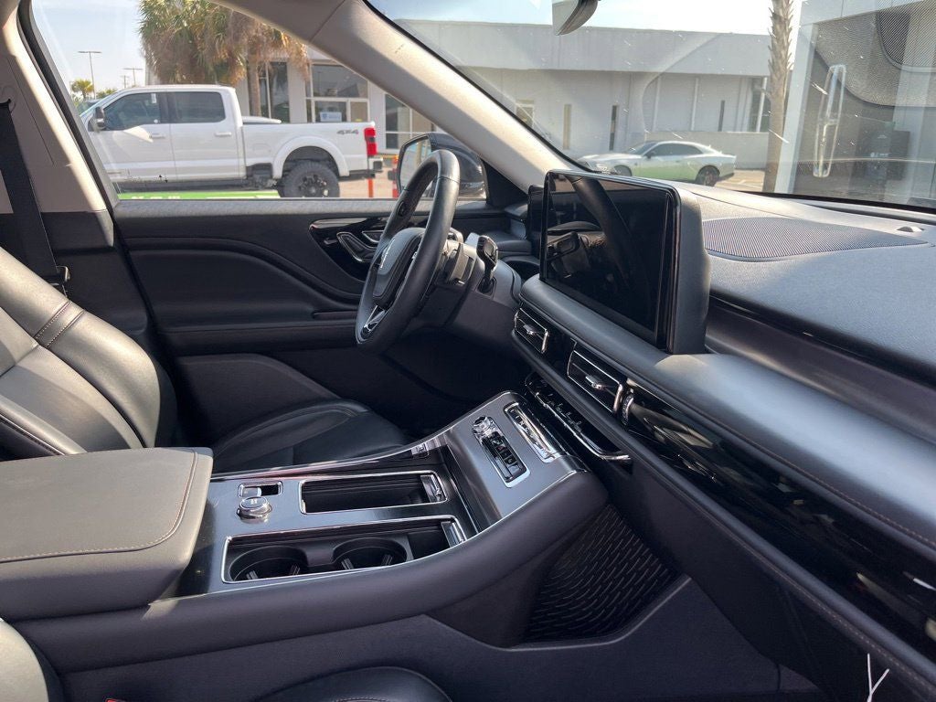 2025 Lincoln Aviator Premiere