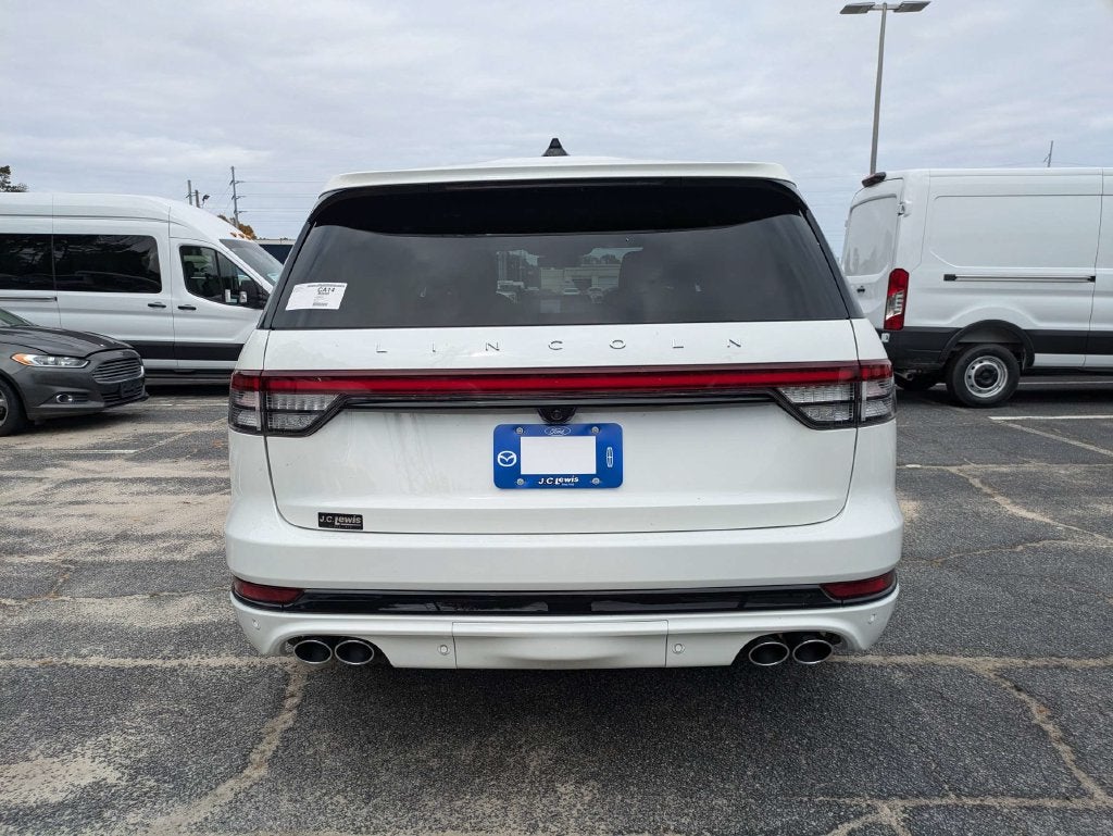 2027 Lincoln Aviator Reserve