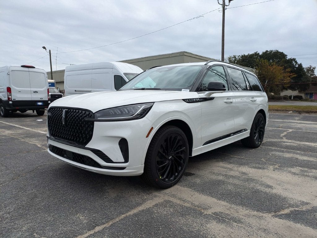 2027 Lincoln Aviator Reserve