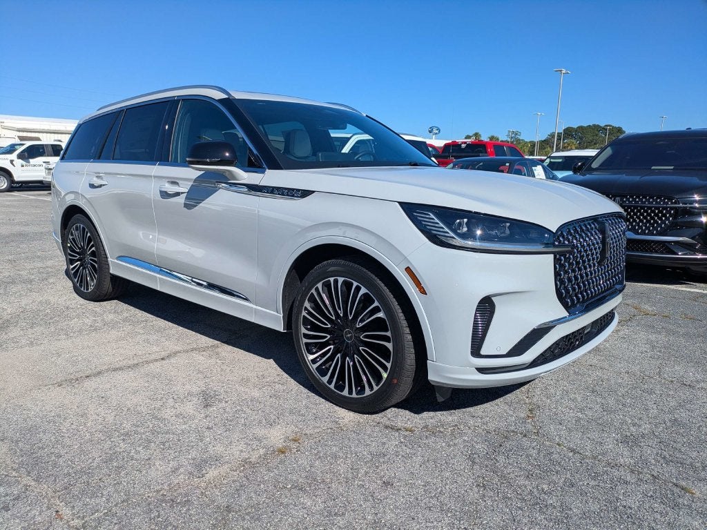2027 Lincoln Aviator Black Label