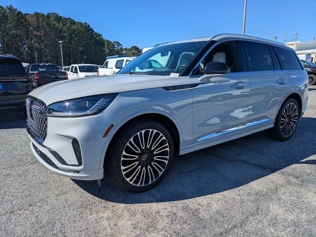2027 Lincoln Aviator Black Label