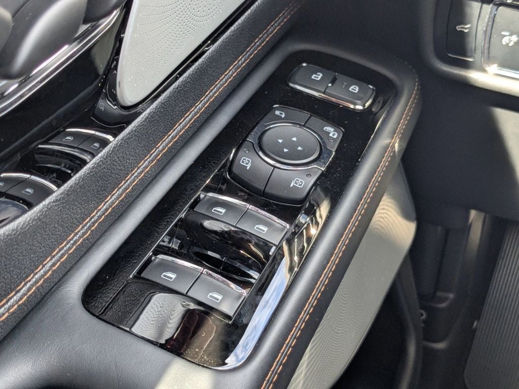 2025 Lincoln Aviator Black Label