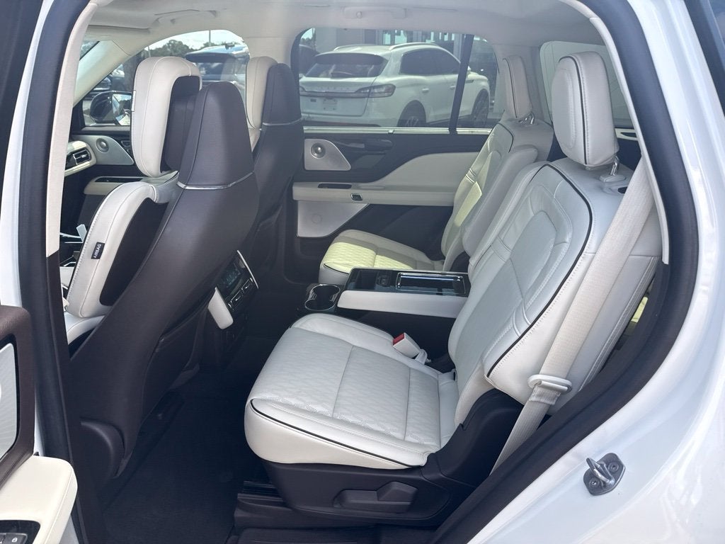 2023 Lincoln Aviator Black Label