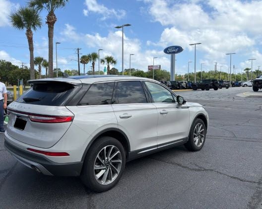 2023 Lincoln Corsair Standard